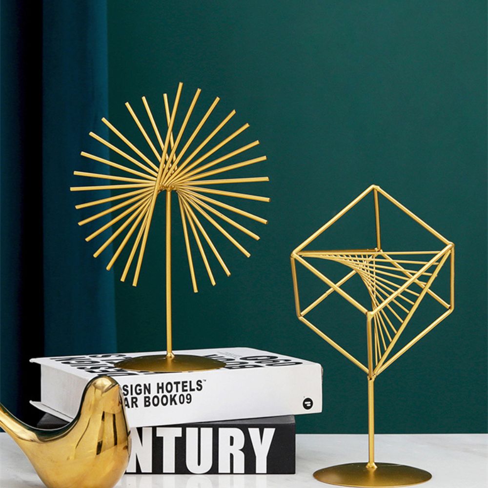 Ornamento de Metal Decorativo Cubo