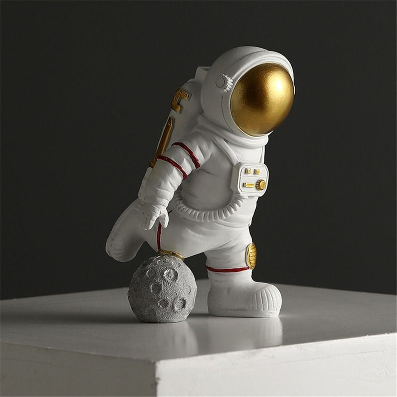 Estatueta Decorativa de Astronauta Futebol de Lua