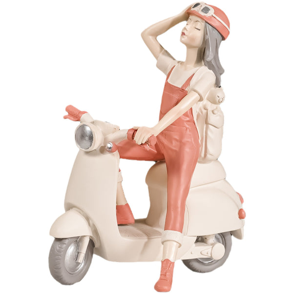 Estatueta Decorativa Mika Viajante Lambretta