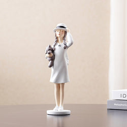 Estatueta Decorativa Mika Viajante Ursinho
