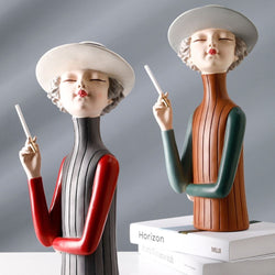 Estatuetas Decorativa Mika Smoke